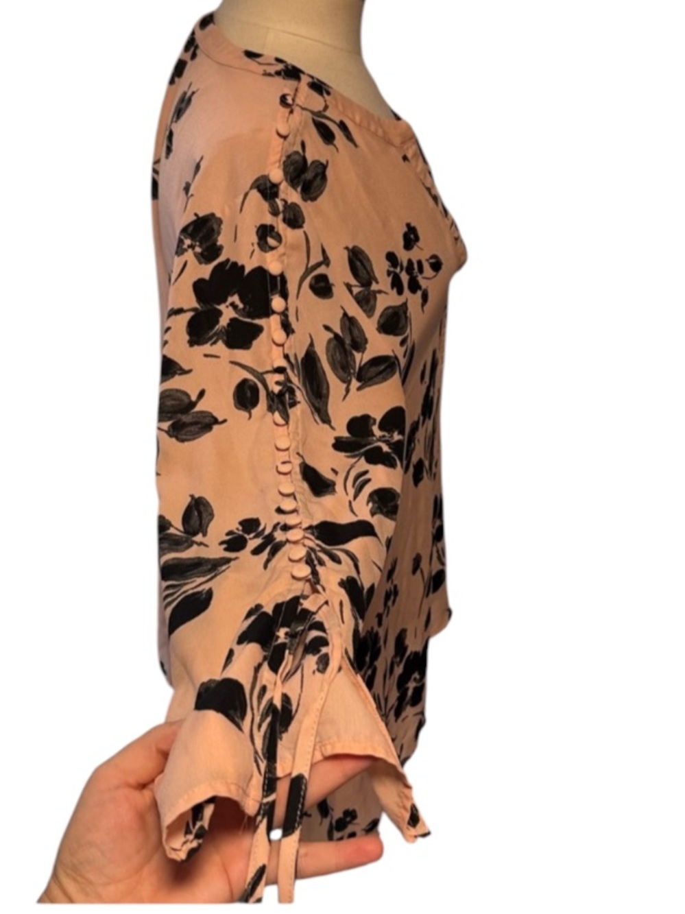 Zac & Rachel Pink and Black Floral Blouse size XL in excellent condition
136/3t - Picture 2 of 16